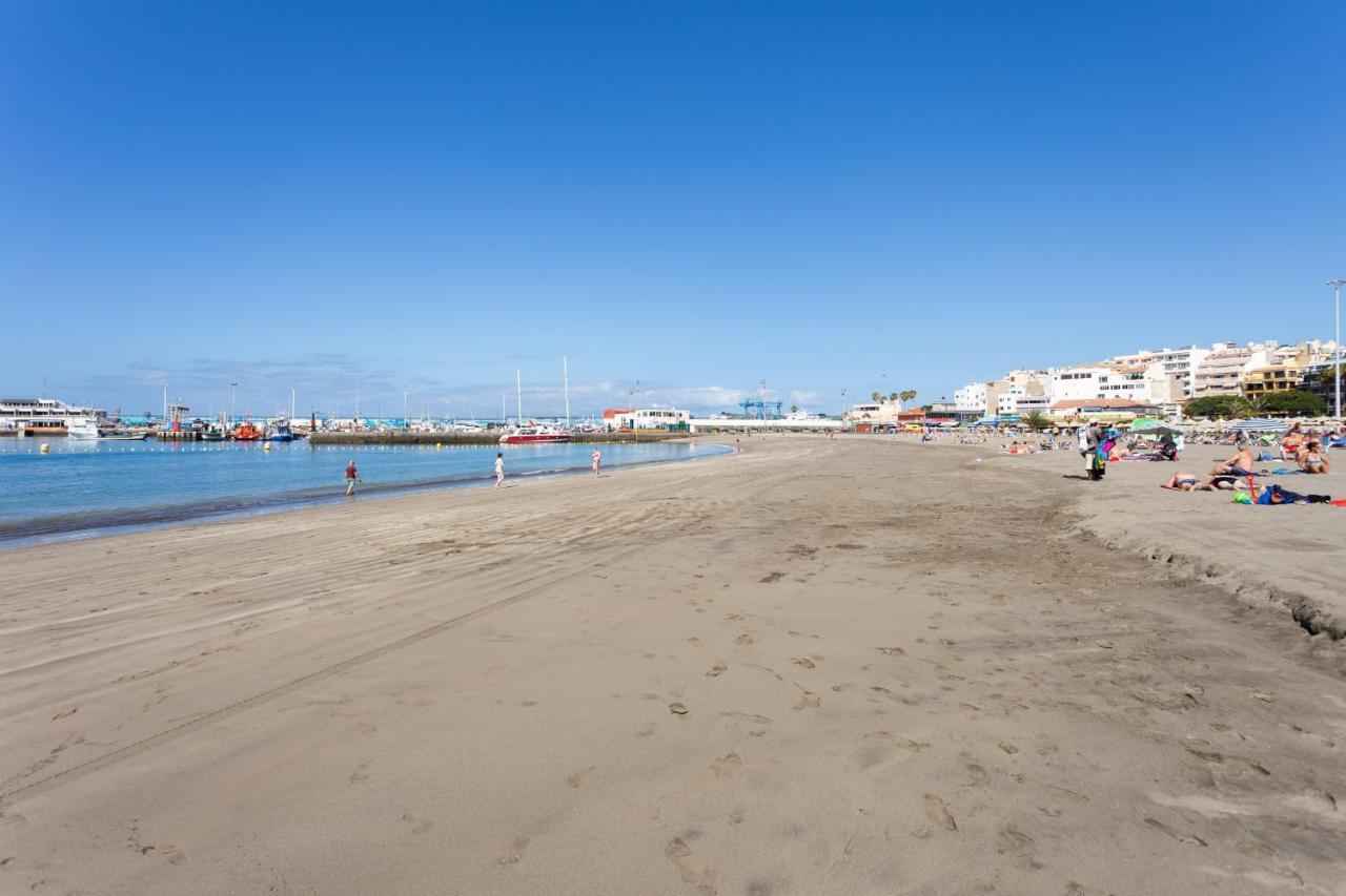 Black And White Apartment Free Wifi Los Cristianos  Exterior photo